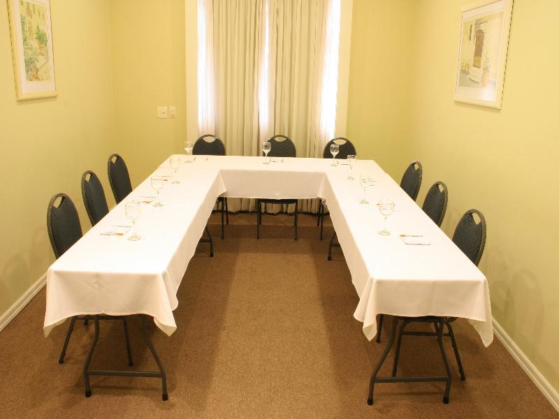 Intercity Aeroporto Hotel 4*