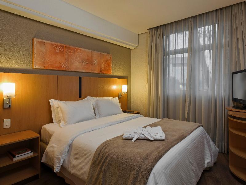 Hotel Intercity Aeroporto 4*
